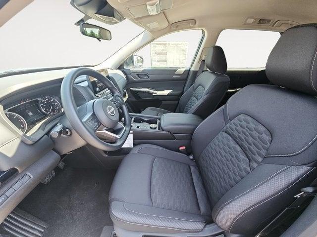 new 2025 Nissan Pathfinder car, priced at $39,510