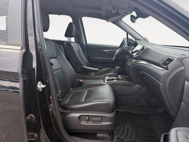used 2019 Honda Pilot car, priced at $25,637