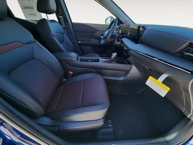 new 2025 Nissan Kicks car, priced at $28,062