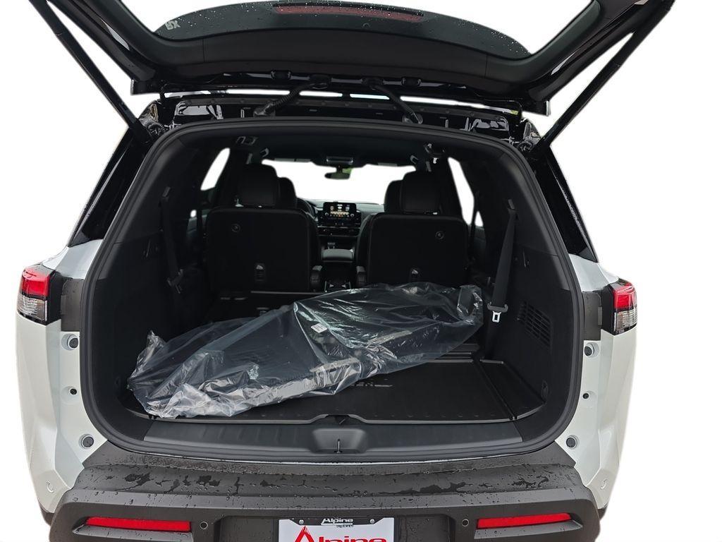 new 2025 Nissan Pathfinder car, priced at $47,620