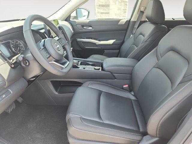new 2025 Nissan Pathfinder car, priced at $49,915