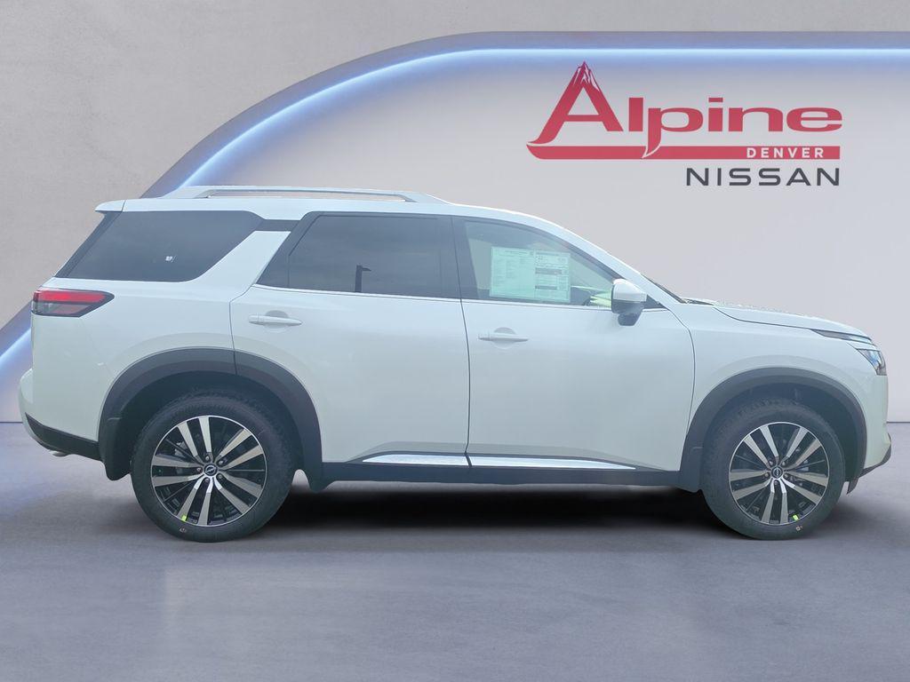 new 2025 Nissan Pathfinder car, priced at $44,385