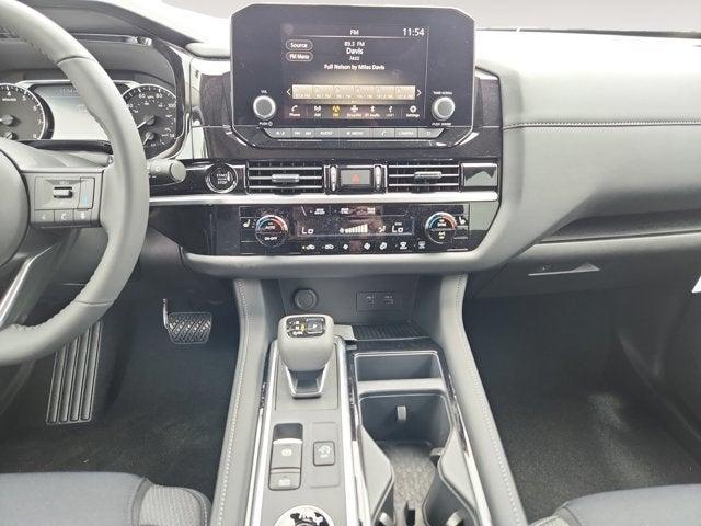 new 2025 Nissan Pathfinder car, priced at $45,865
