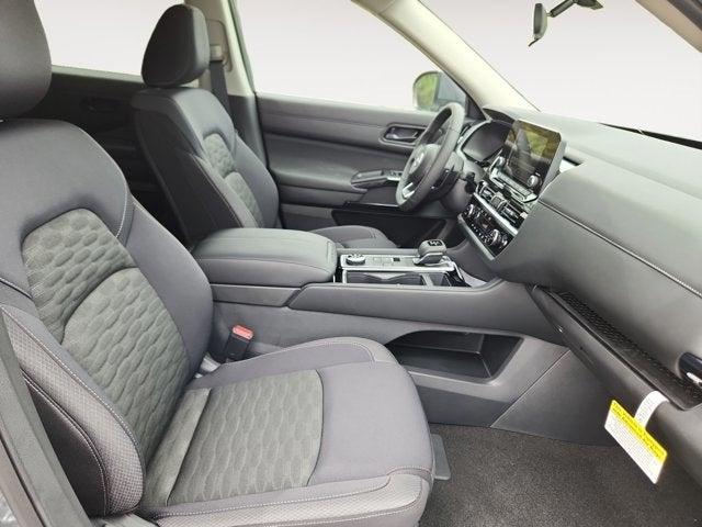 new 2025 Nissan Pathfinder car, priced at $45,865