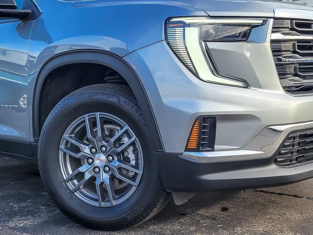 used 2025 GMC Acadia car, priced at $34,900