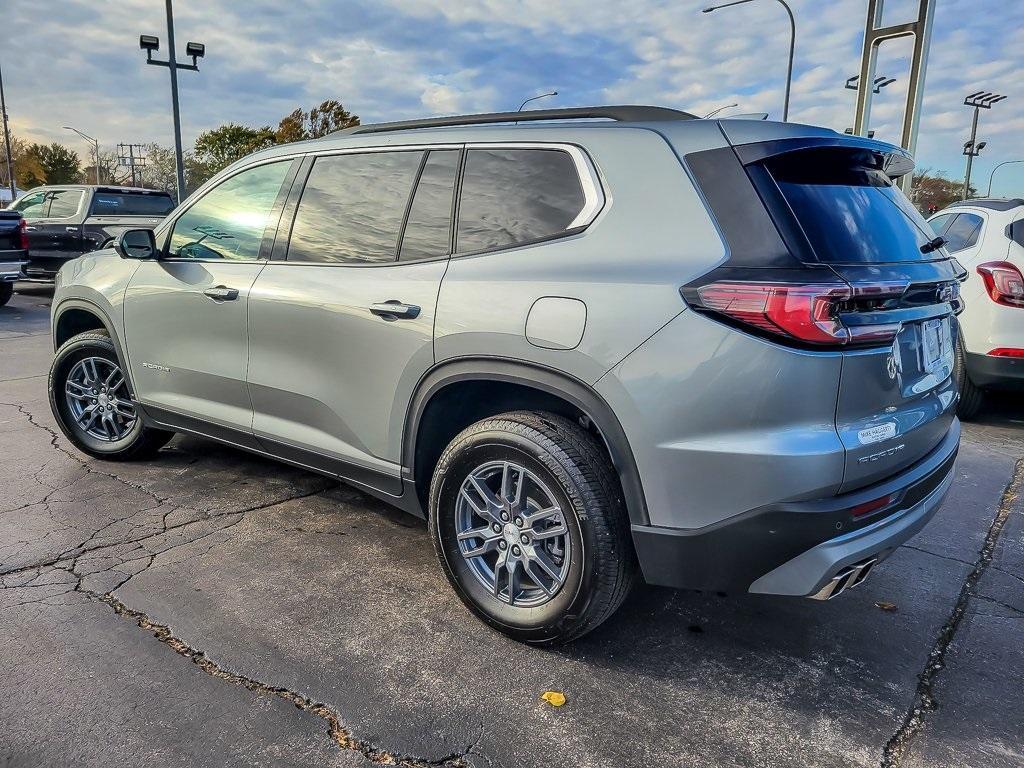 used 2025 GMC Acadia car, priced at $34,900