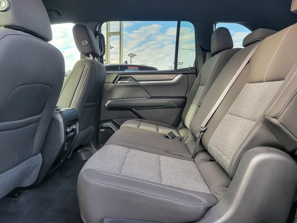 used 2025 GMC Acadia car, priced at $34,900