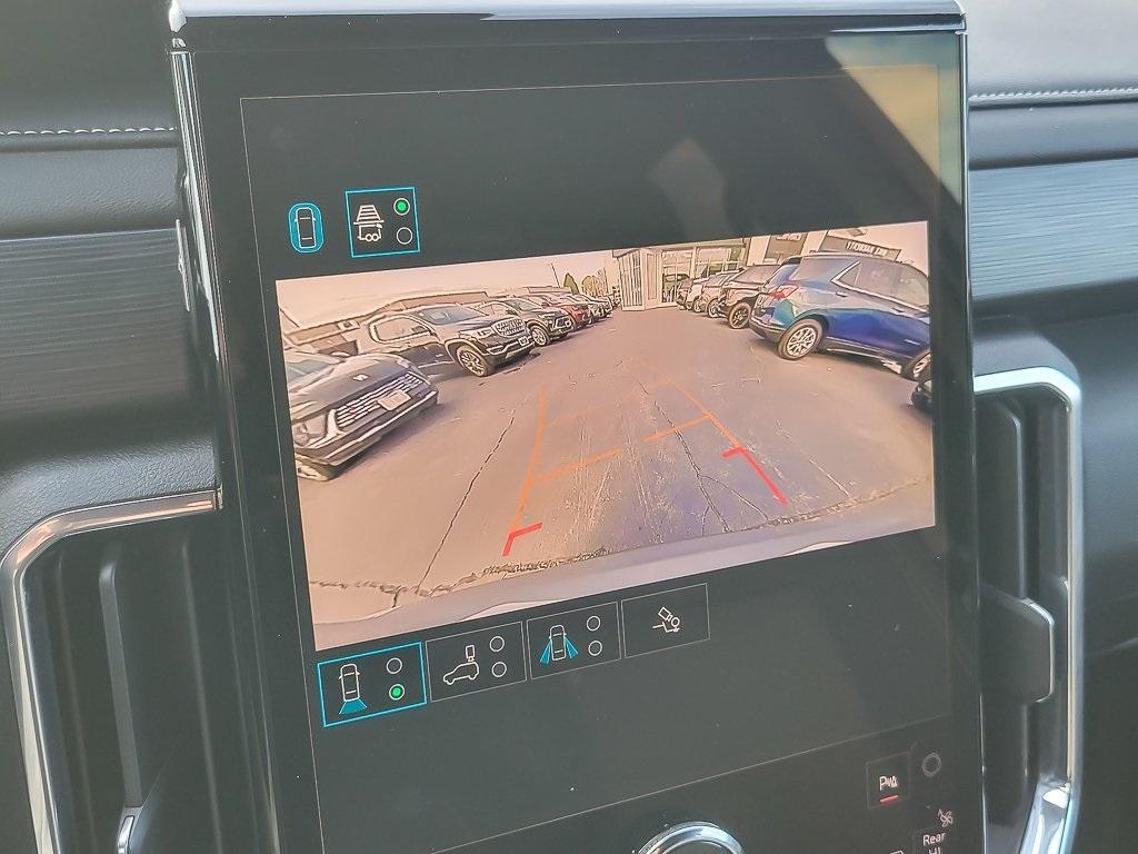 used 2025 GMC Acadia car, priced at $34,900