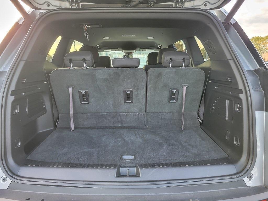 used 2025 GMC Acadia car, priced at $34,900