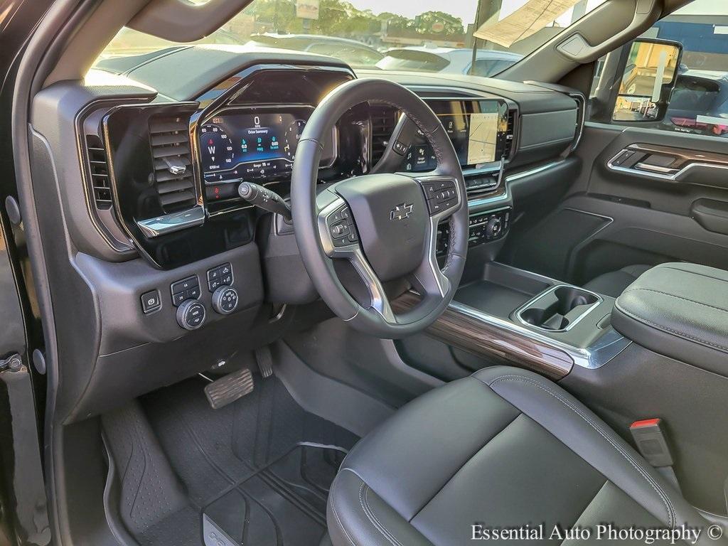 used 2025 Chevrolet Silverado 2500 car, priced at $69,995