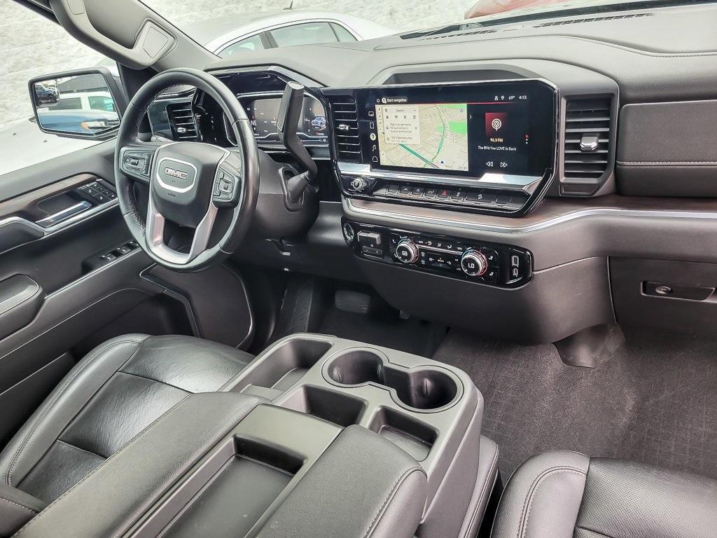 used 2022 GMC Sierra 1500 car, priced at $45,995
