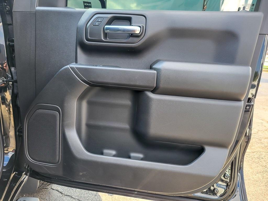 used 2024 Chevrolet Silverado 1500 car, priced at $43,995