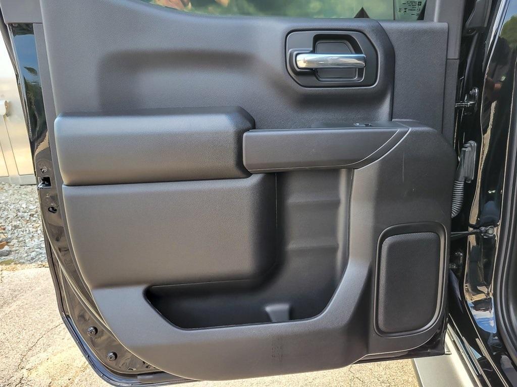 used 2024 Chevrolet Silverado 1500 car, priced at $43,995