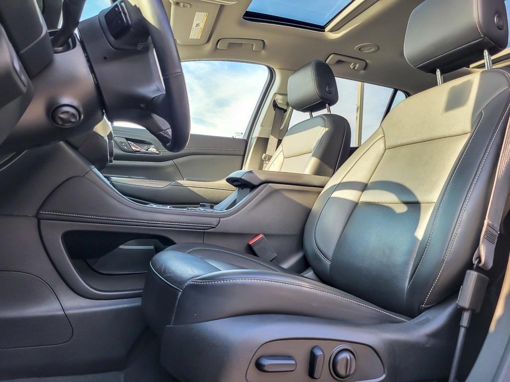 used 2023 GMC Acadia car, priced at $36,150