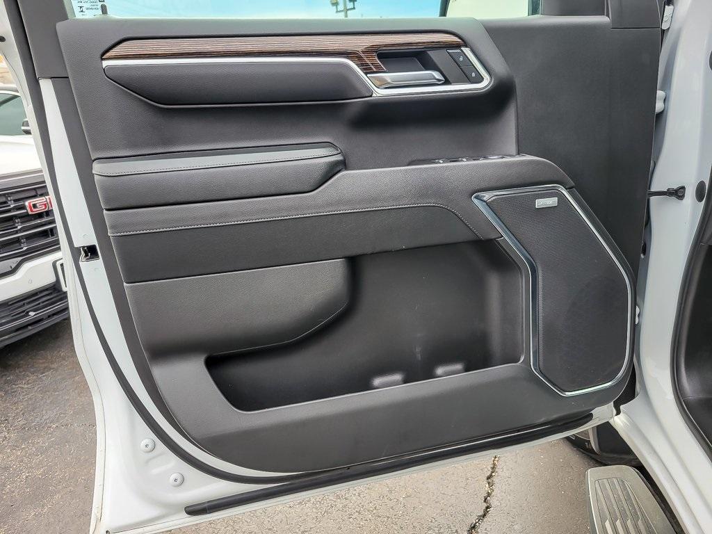 used 2023 GMC Sierra 1500 car, priced at $45,800