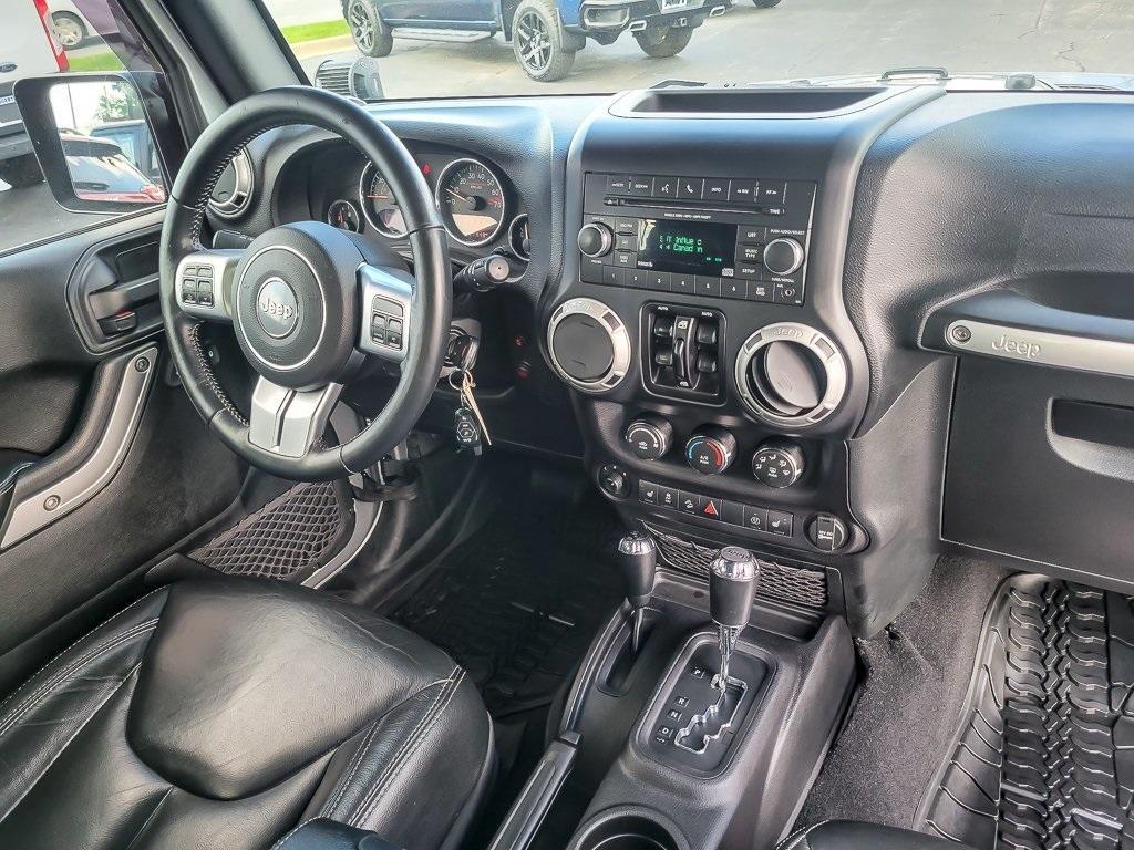 used 2016 Jeep Wrangler Unlimited car, priced at $27,895