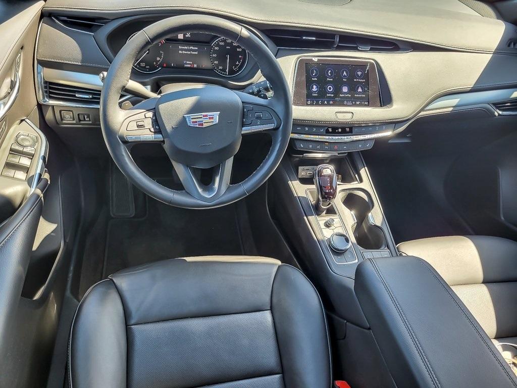 used 2022 Cadillac XT4 car, priced at $28,995