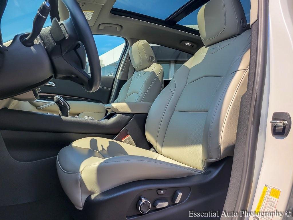 used 2022 Cadillac XT4 car, priced at $30,995