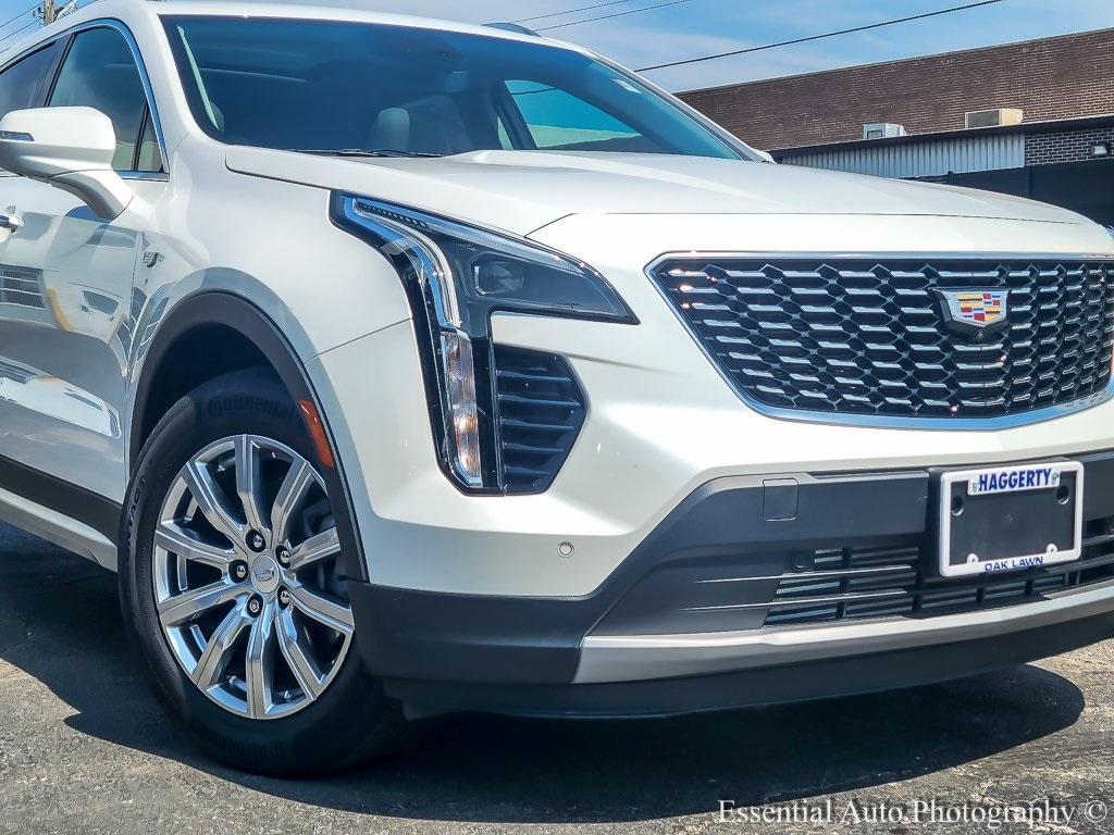 used 2022 Cadillac XT4 car, priced at $30,995