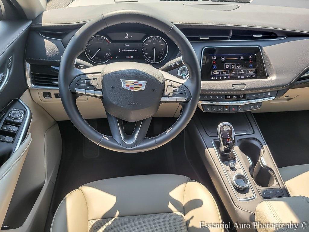 used 2022 Cadillac XT4 car, priced at $30,995