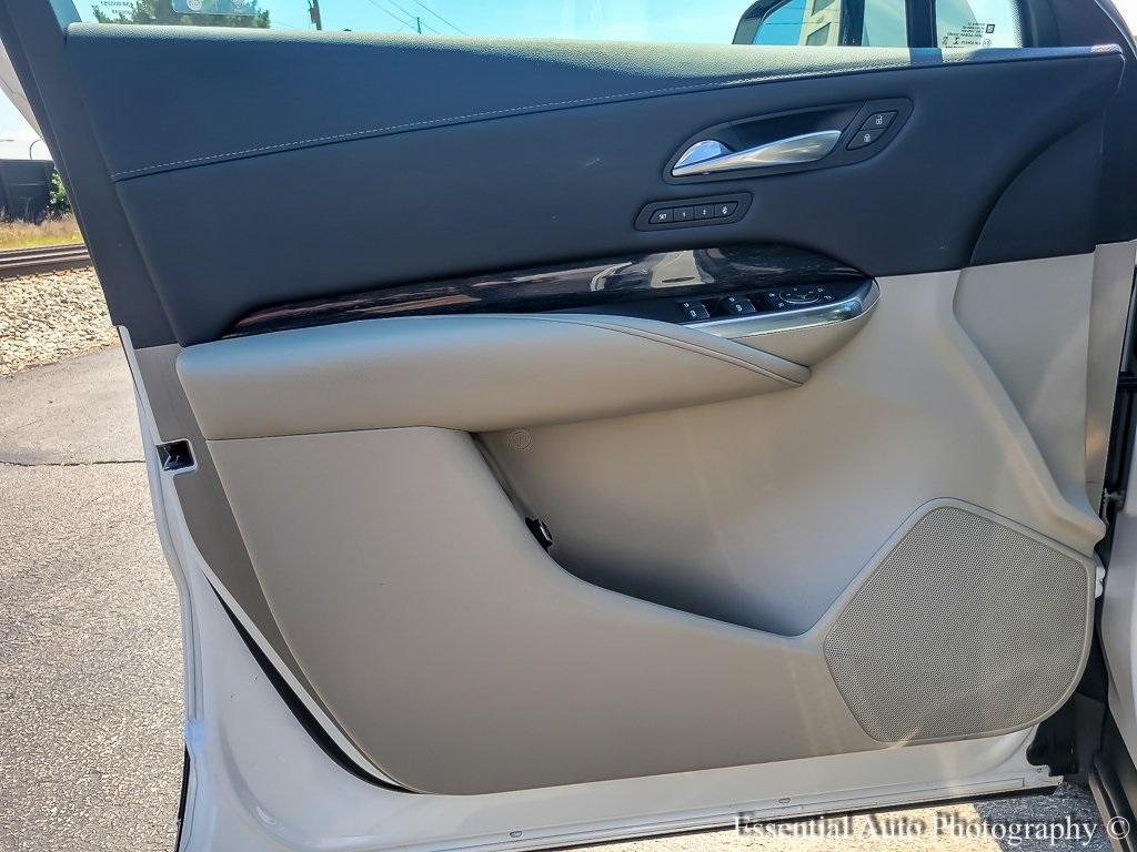 used 2022 Cadillac XT4 car, priced at $30,995