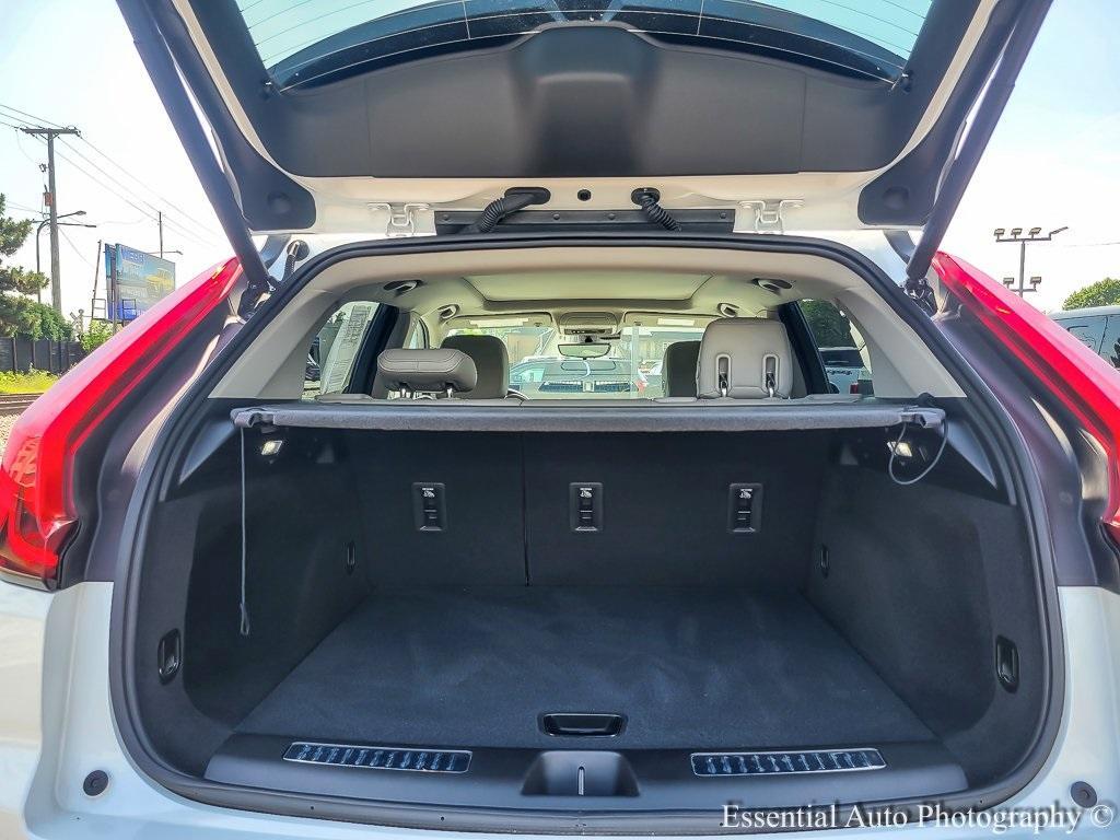 used 2022 Cadillac XT4 car, priced at $30,995