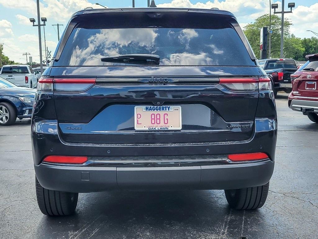 used 2024 Jeep Grand Cherokee car, priced at $38,995