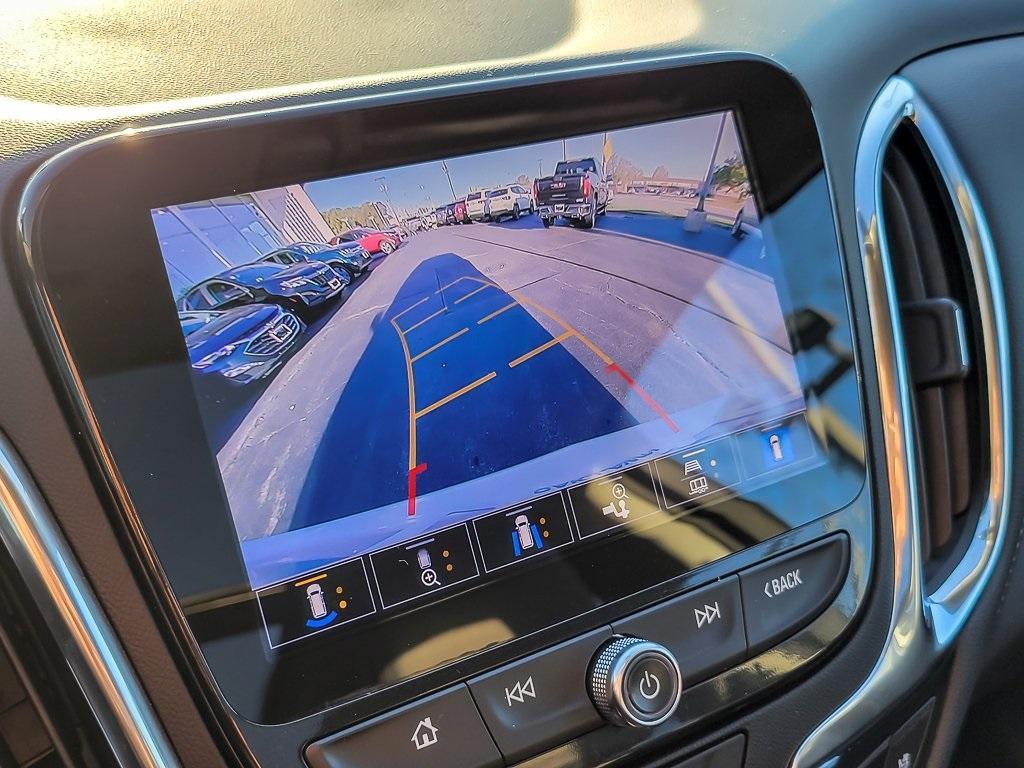 used 2022 Chevrolet Equinox car, priced at $23,500