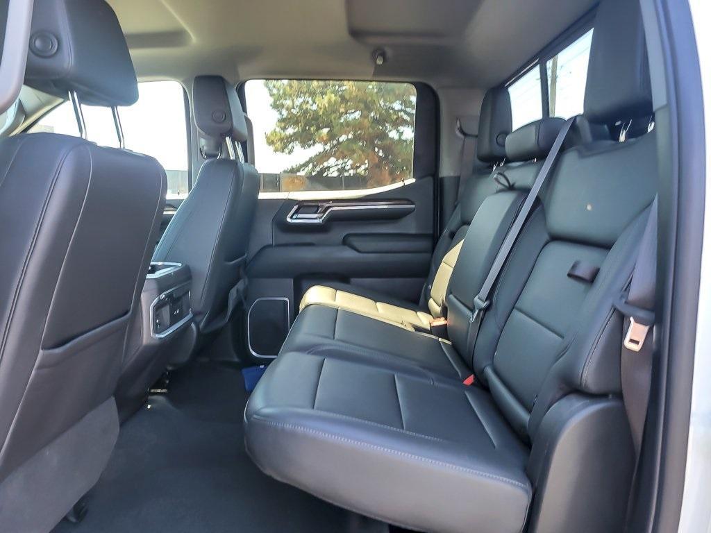 used 2023 GMC Sierra 1500 car, priced at $46,075