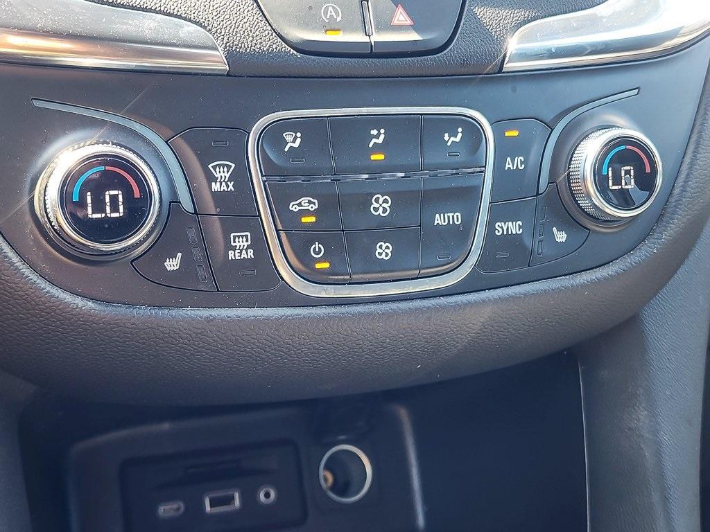 used 2022 Chevrolet Equinox car, priced at $23,850