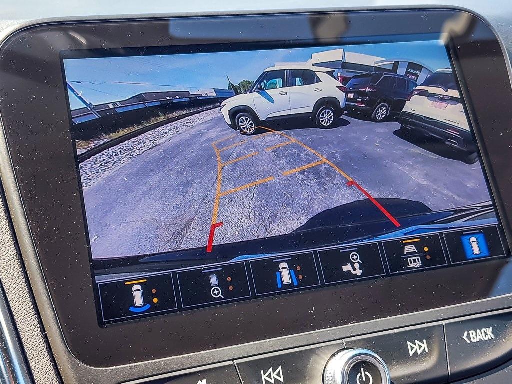 used 2022 Chevrolet Equinox car, priced at $23,850