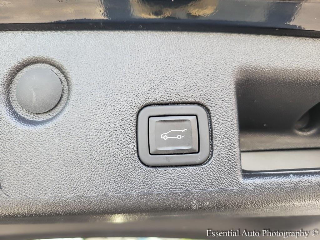 used 2024 Chevrolet Equinox car, priced at $30,495