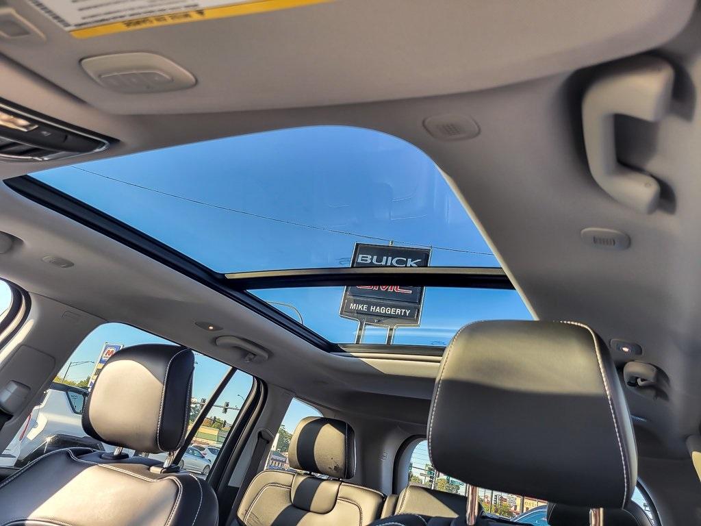 used 2022 Jeep Grand Cherokee car, priced at $29,350