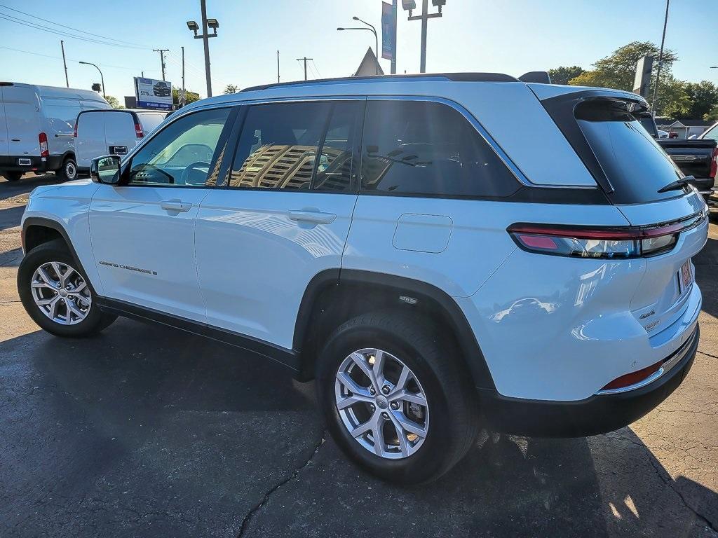 used 2022 Jeep Grand Cherokee car, priced at $29,350