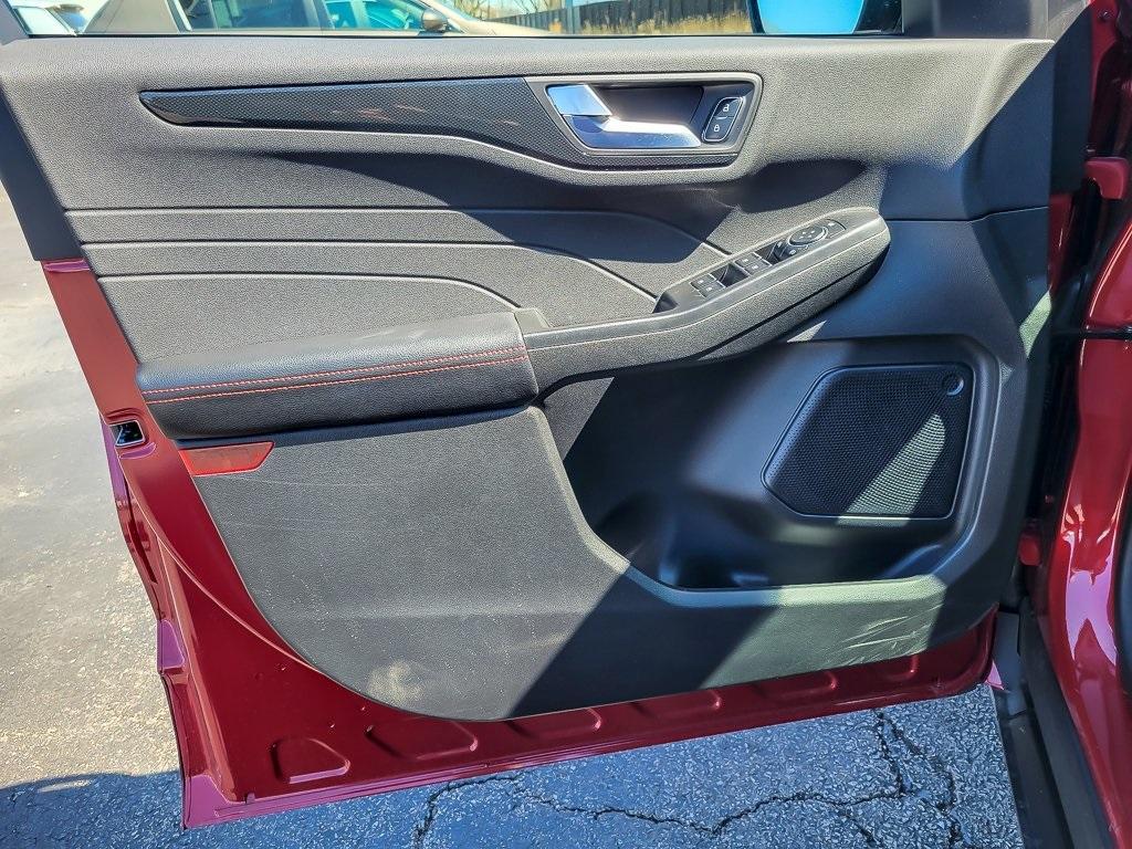 used 2023 Ford Escape car, priced at $24,500