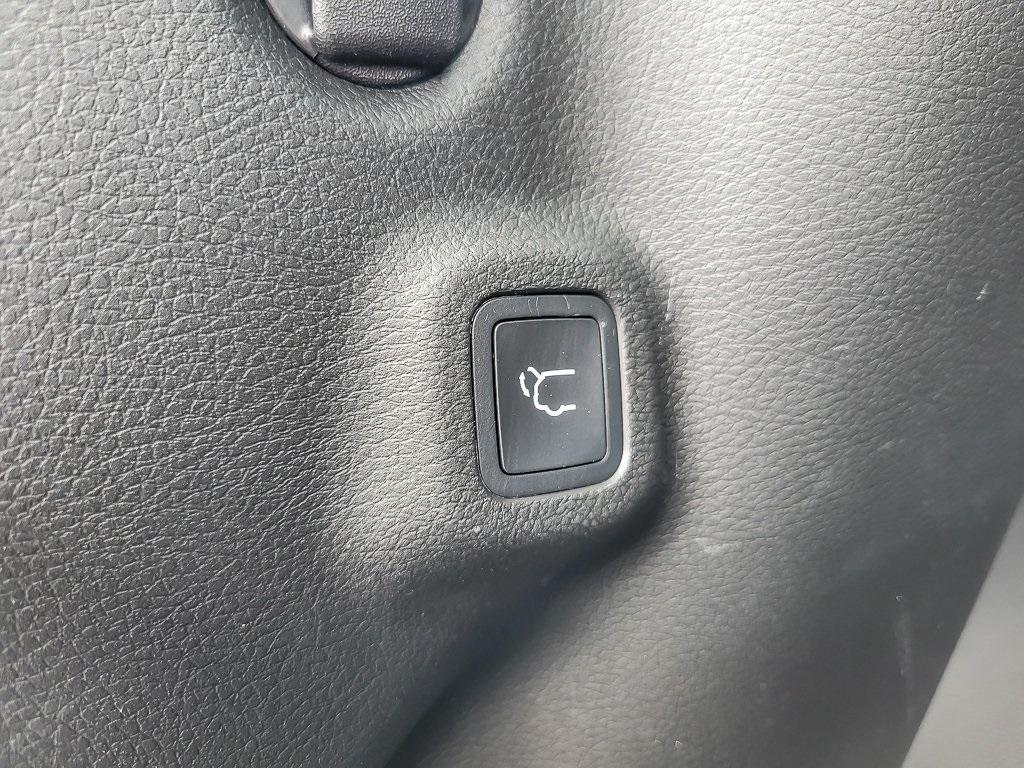 used 2022 Jeep Compass car, priced at $20,790