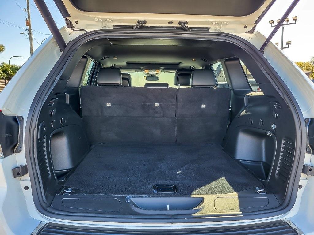 used 2021 Jeep Grand Cherokee car, priced at $28,800