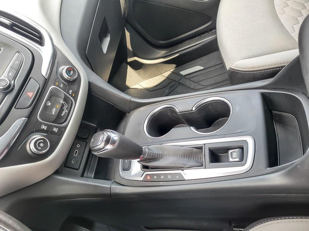 used 2020 Chevrolet Equinox car, priced at $16,165