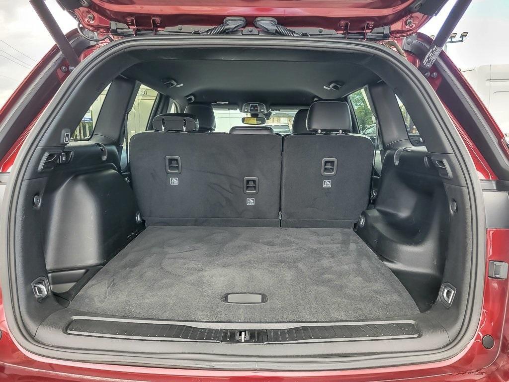 used 2022 Jeep Grand Cherokee car, priced at $29,680