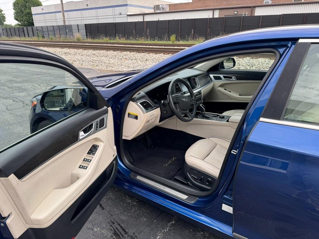 used 2017 Genesis G80 car