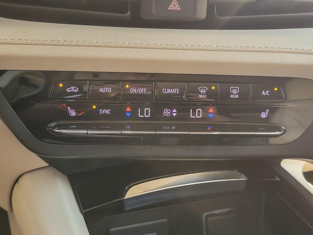 used 2021 Buick Envision car, priced at $24,750