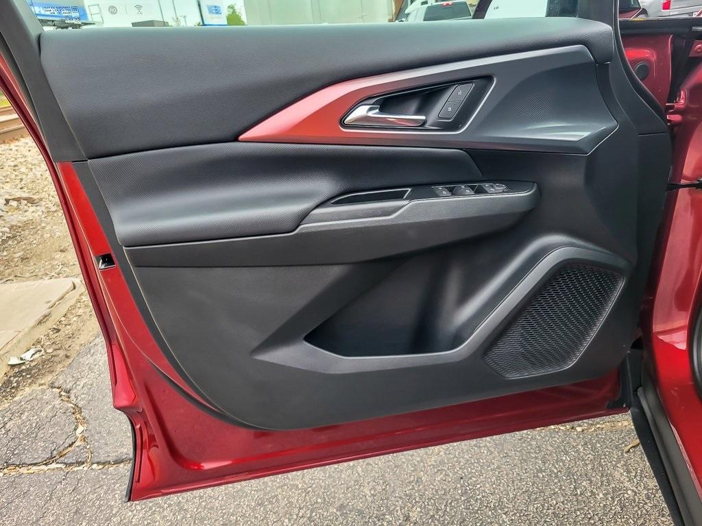 used 2024 Chevrolet Equinox EV car, priced at $31,700