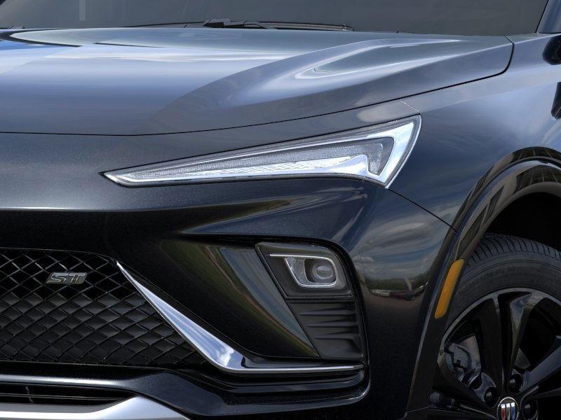 new 2025 Buick Envista car, priced at $29,071