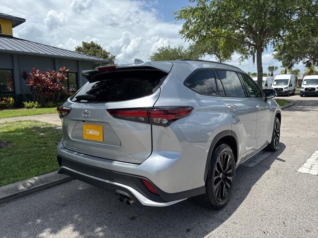 used 2024 Toyota Highlander car, priced at $39,980