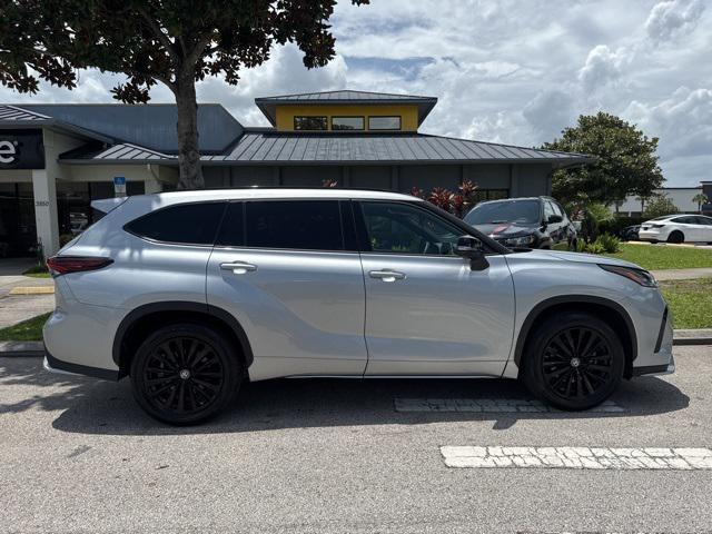 used 2024 Toyota Highlander car, priced at $39,980