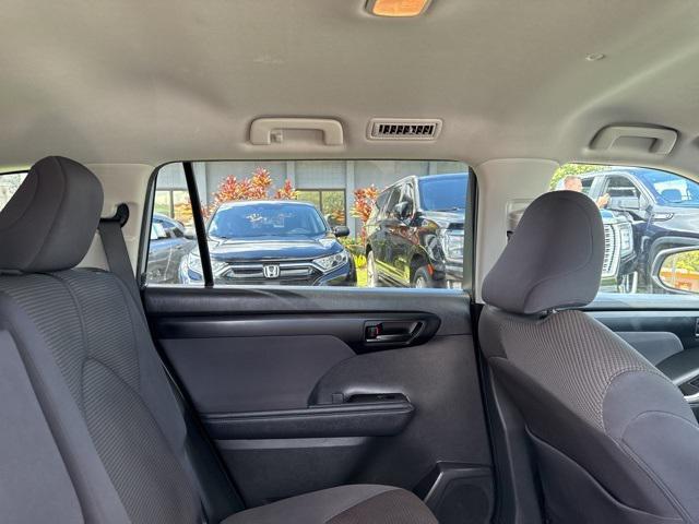 used 2023 Toyota Highlander car, priced at $30,979