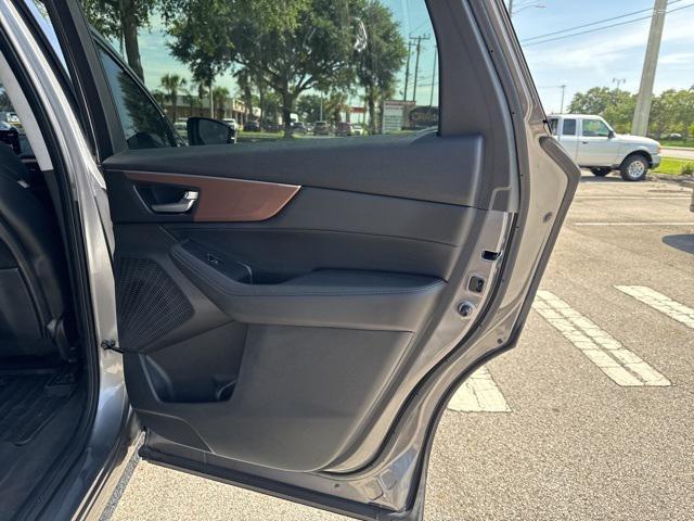 used 2022 Acura MDX car, priced at $34,628