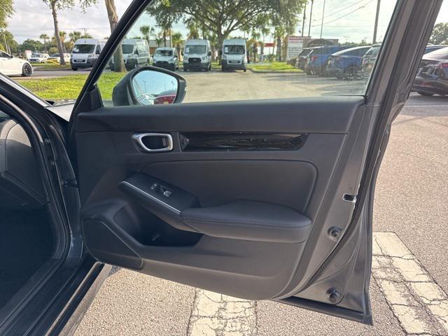 used 2025 Honda Civic Hybrid car, priced at $30,950