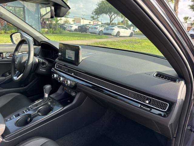 used 2025 Honda Civic Hybrid car, priced at $30,950