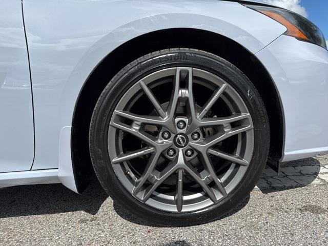used 2023 Nissan Altima car, priced at $24,469
